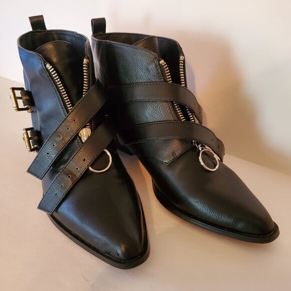 Who What Wear Shoes - Who What wear Pointed Toe Buckle Women's Ankle Zipper Boots Black Size 7.5.